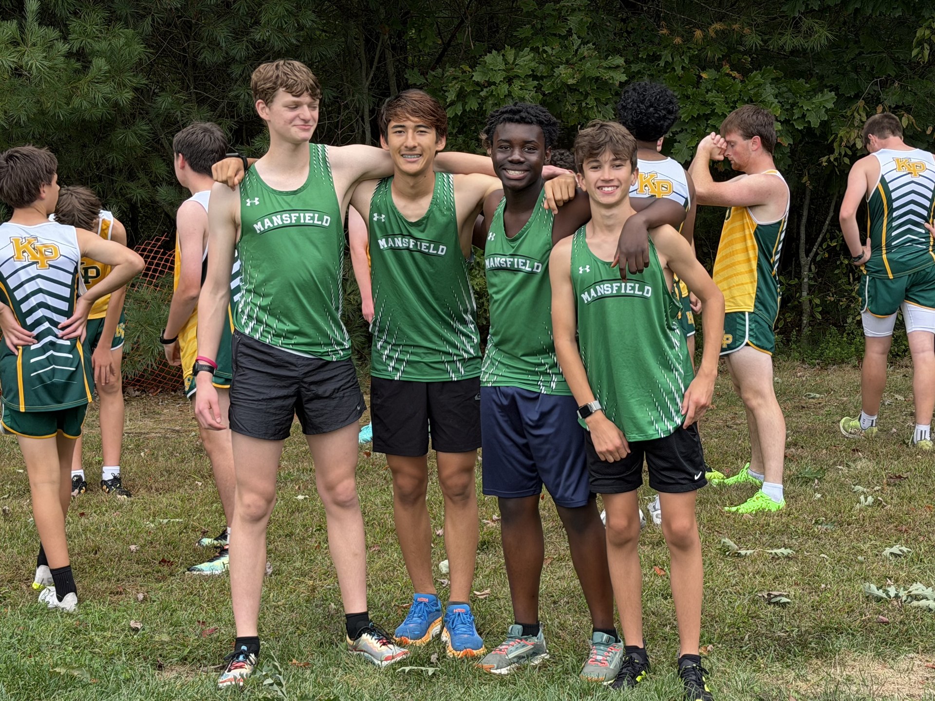 Mansfield boys before the JV race.